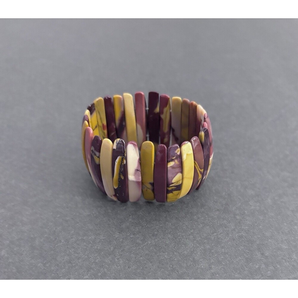 Stone Bracelet From Chile Agate? Stretchy